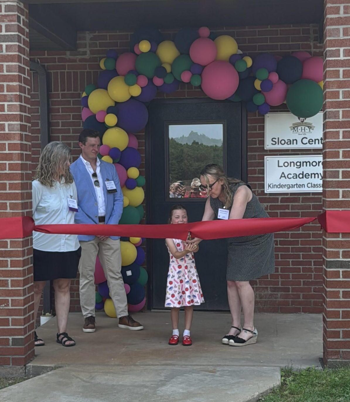 MHY Cuts Ribbon on Longmore Academy Kindergarten